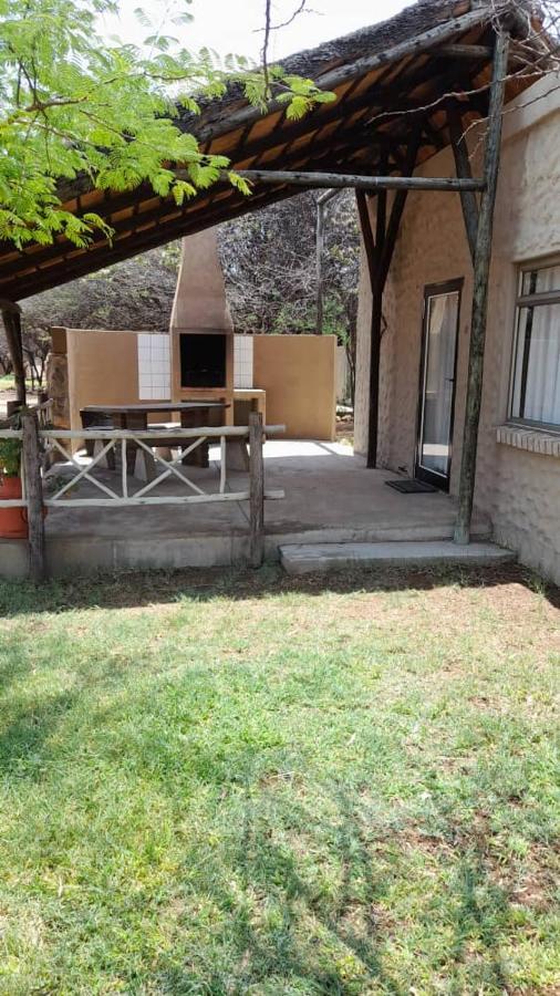 Ombo Rest Camp Hotell Okahandja Eksteriør bilde