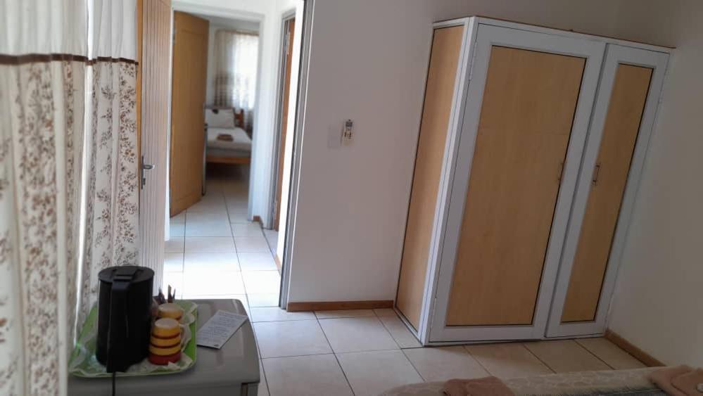 Ombo Rest Camp Hotell Okahandja Eksteriør bilde