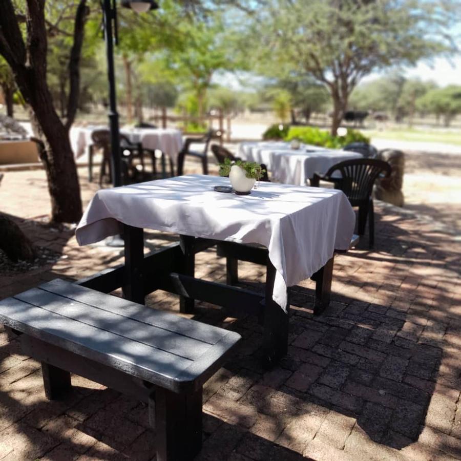 Ombo Rest Camp Hotell Okahandja Eksteriør bilde