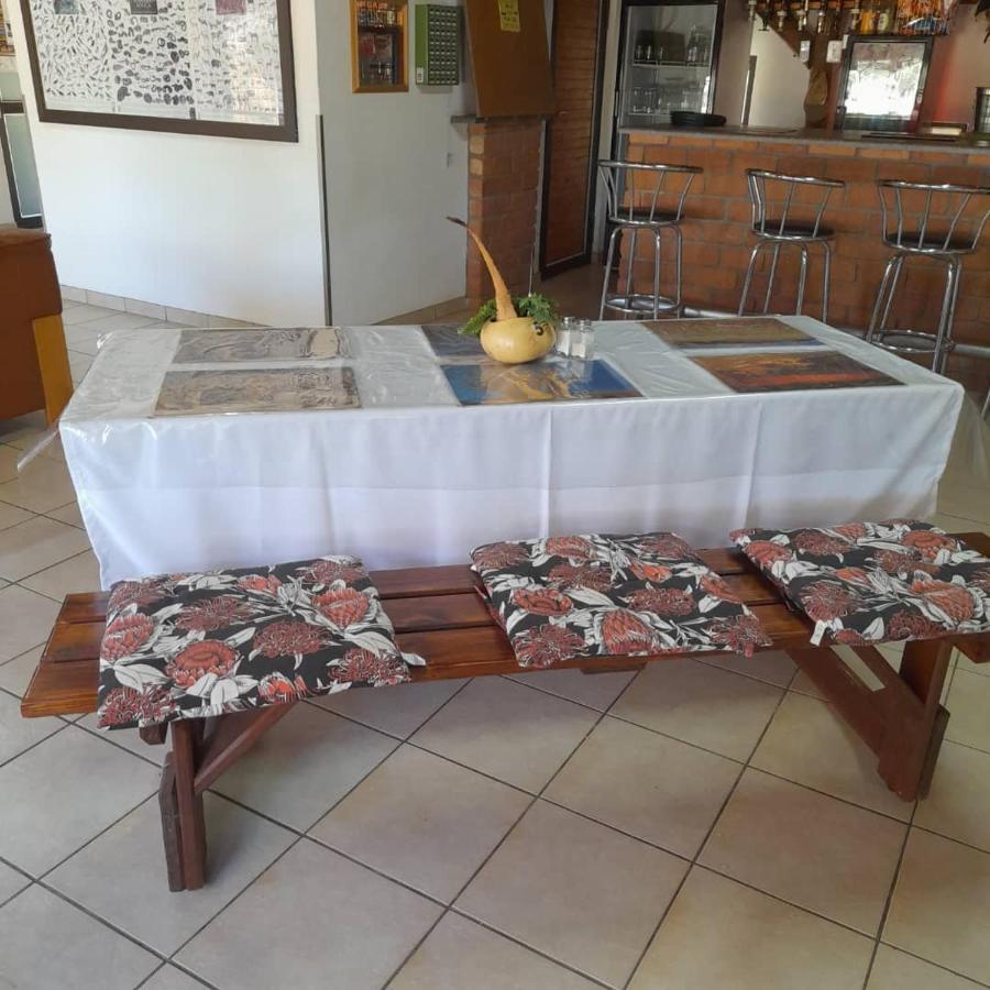 Ombo Rest Camp Hotell Okahandja Eksteriør bilde