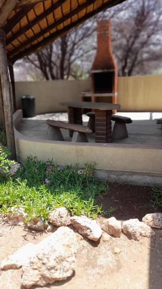 Ombo Rest Camp Hotell Okahandja Rom bilde